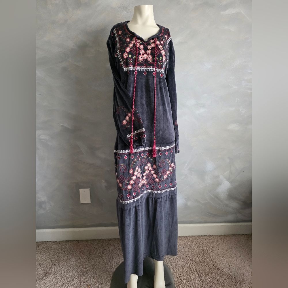 Velvet Tiered Floral and Geometric Embroidery Tassel V Neck Dress XL